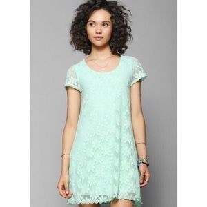UO Kimchi Blue Floral Lace Mint Trapeze Dress XS